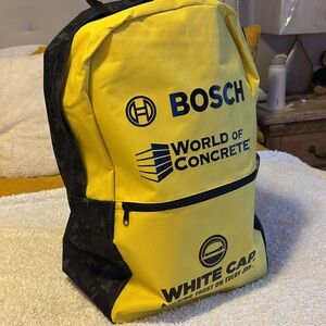 NWOT never used Large! men’s construction back packs.